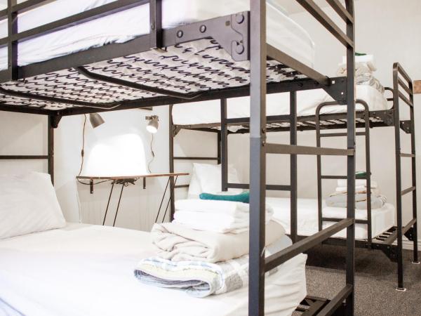 11th Avenue Hostel : photo 3 de la chambre lit dans dortoir pour hommes de 4 lits