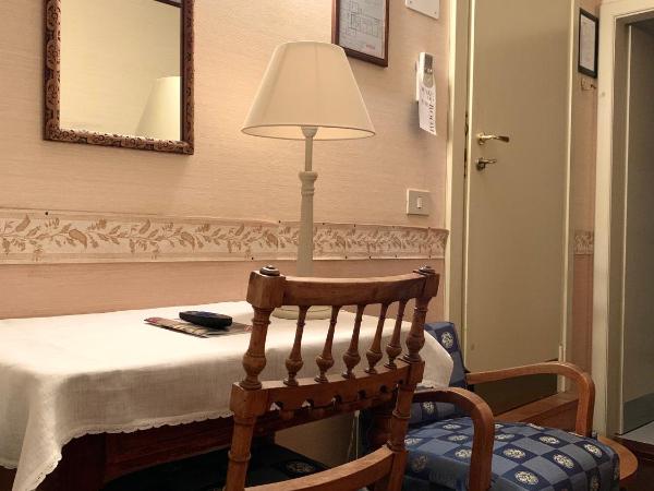 Hotel La Calcina : photo 5 de la chambre chambre simple