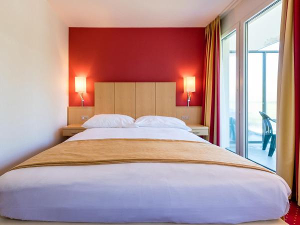Grand Hotel et Centre Thermal d'Yverdon-les-Bains : photo 3 de la chambre chambre double ou lits jumeaux standard avec balcon