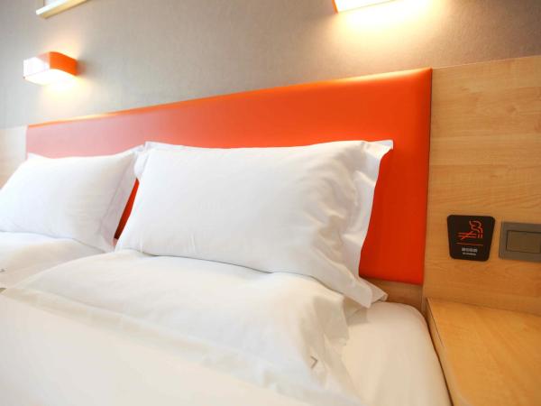 7Days Premium Chongqing Airport Light Rail Huixing Station Branch : photo 6 de la chambre chambre double deluxe