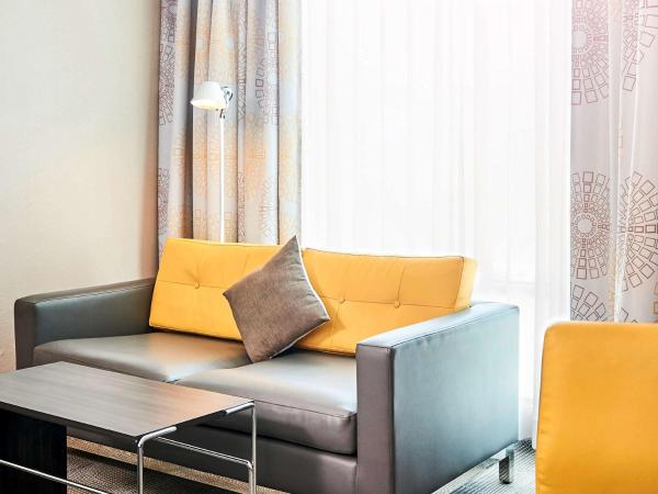Novotel Toronto North York : photo 5 de la chambre chambre lit king-size exécutive
