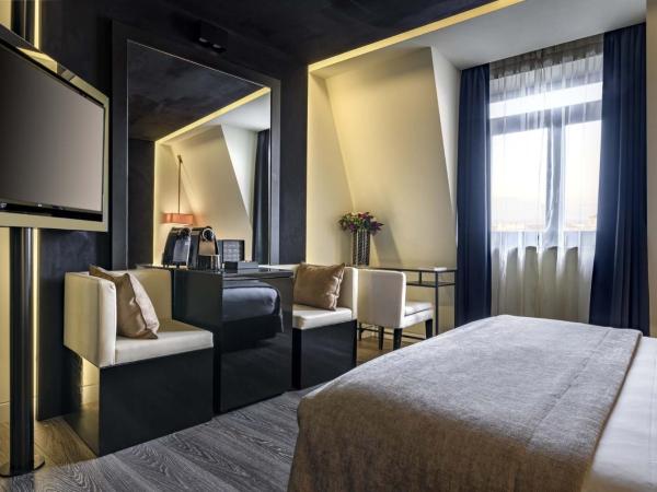 9Hotel Mercy : photo 7 de la chambre chambre double club