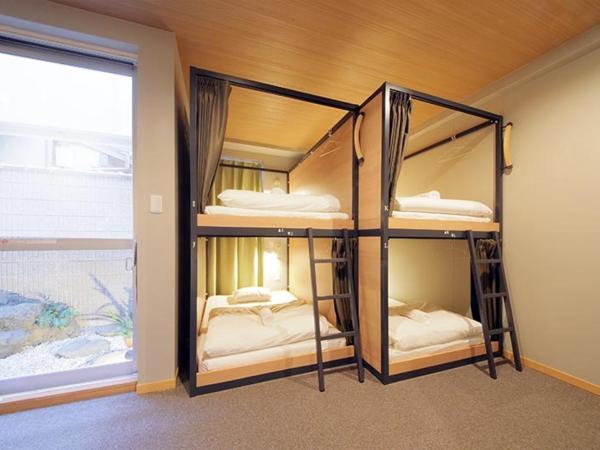 R Star Hostel Kyoto : photo 2 de la chambre lit dans dortoir mixte de 12 lits　
