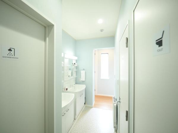 Family Tree Guest House : photo 4 de la chambre chambre lits jumeaux