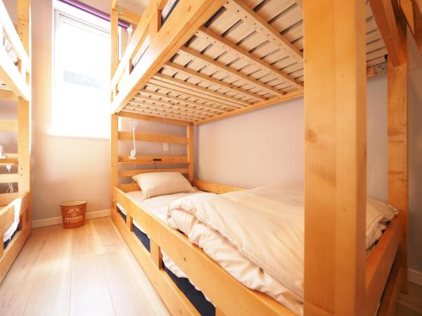 Family Tree Guest House : photo 10 de la chambre lit dans dortoir pour femmes de 4 lits