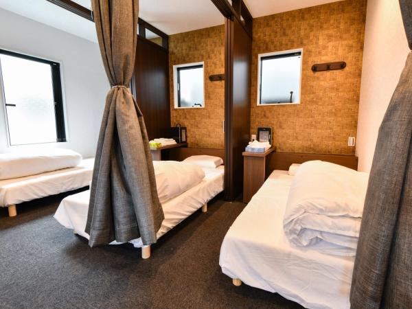 Samurai Stay Sugamo-Male Only : photo 5 de la chambre lit simple dans dortoir pour hommes