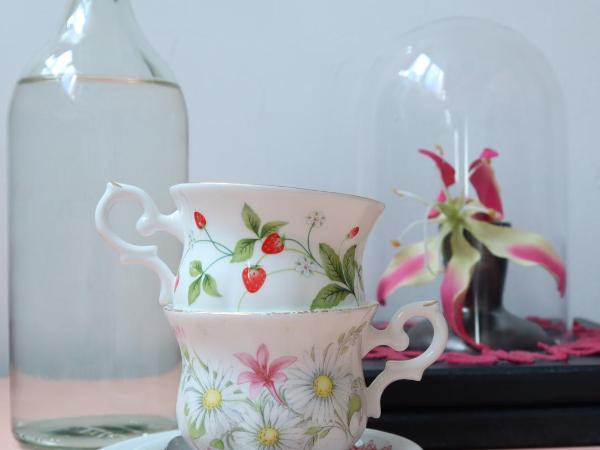 Hostel ROOM Rotterdam : photo 3 de la chambre chambre lits jumeaux avec salle de bains commune