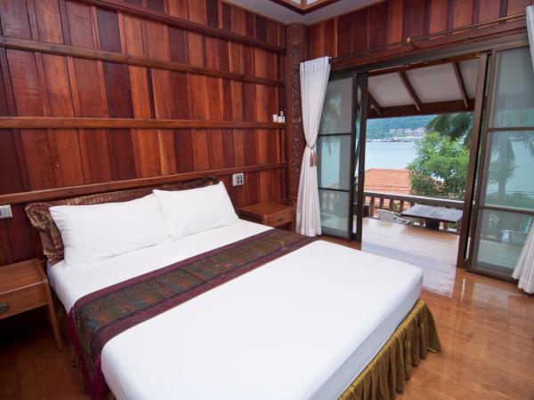 Bhuvarin Resort : photo 3 de la chambre villa thaïlandaise avec vue sur la mer