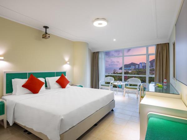 Sunshine Resort Intime Sanya : photo 1 de la chambre chambre double ou lits jumeaux - vue sur mer