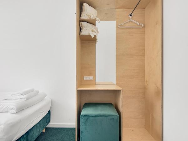 Sleepcph : photo 2 de la chambre chambre double ou lits jumeaux avec salle de bains commune