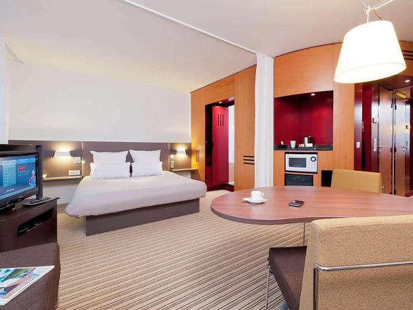 Novotel Suites Cannes Centre : photo 3 de la chambre suite lit queen-size supérieure