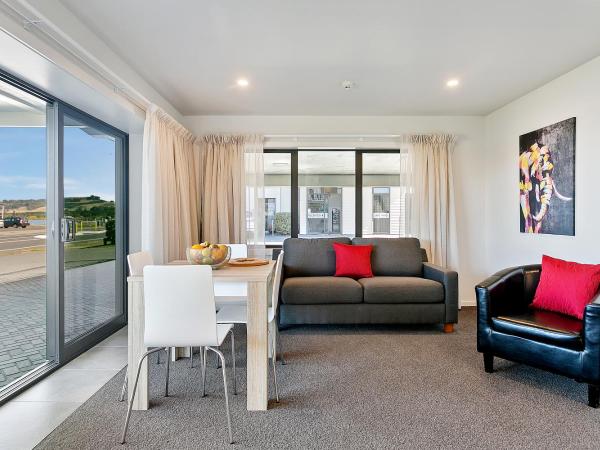 Acacia Lake View Motel : photo 4 de la chambre chambre familiale - vue sur lac