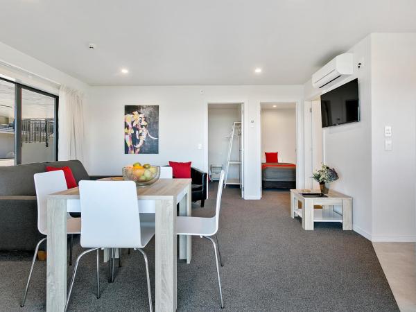 Acacia Lake View Motel : photo 5 de la chambre chambre familiale - vue sur lac