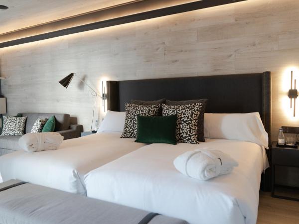 Hotel Regina : photo 1 de la chambre suite junior - vue sur patio