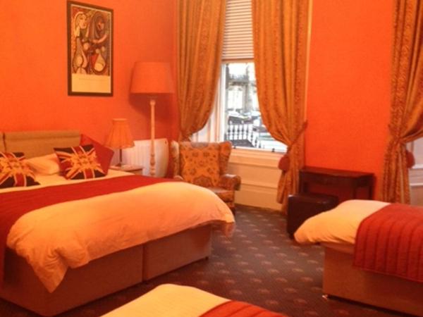 22 Chester Street : photo 10 de la chambre chambre familiale avec salle de bains privative