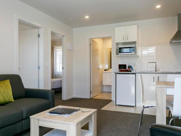 Acacia Lake View Motel : photo 4 de la chambre suite familiale