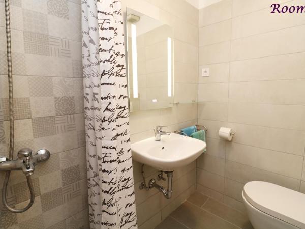 Old Town Rooms and Apartment : photo 5 de la chambre chambre double