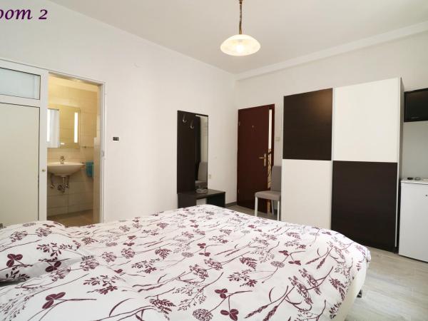 Old Town Rooms and Apartment : photo 7 de la chambre chambre double