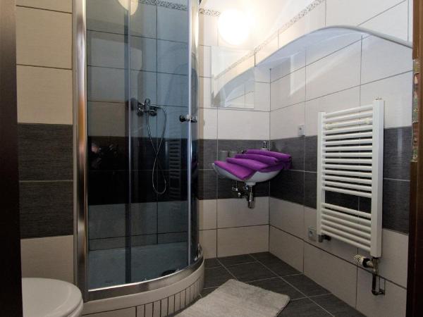 Pension Rosa : photo 8 de la chambre chambre quadruple confort