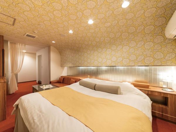 Hotel Chapel Sweet (Adult Only) : photo 7 de la chambre chambre double confort avec baignoire