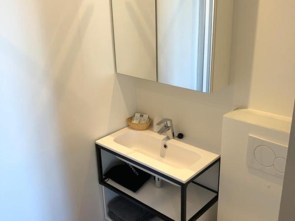 Hotel Asiris : photo 5 de la chambre chambre lit king-size standard