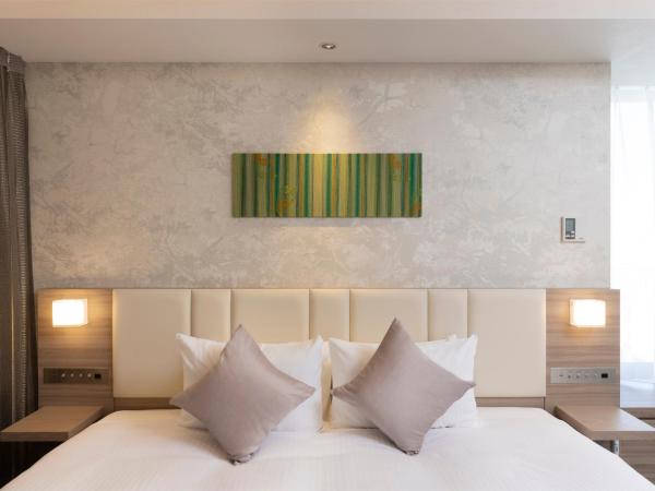 Sapporo Grand Hotel : photo 1 de la chambre chambre double lit king-size premier - aile est - non-fumeurs