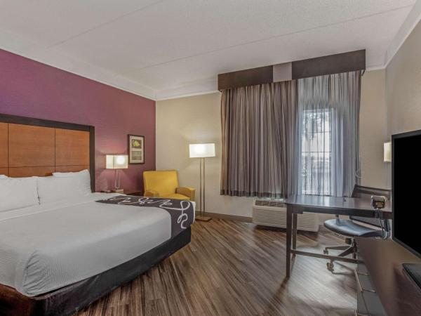 La Quinta by Wyndham Orlando Airport North : photo 7 de la chambre chambre lit king-size - accessible aux personnes à mobilité réduite