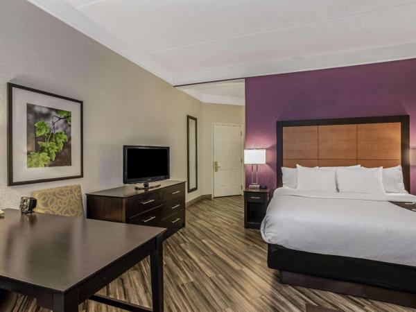 La Quinta by Wyndham Orlando Airport North : photo 2 de la chambre chambre exécutive lit king-size - non-fumeurs