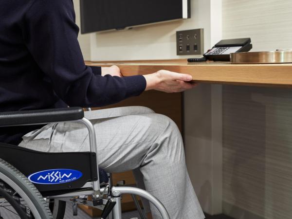 Keio Plaza Hotel Tokyo : photo 5 de la chambre chambre lits jumeaux deluxe - accessible aux personnes à mobilité réduite - non-fumeurs