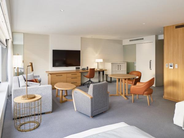 Keio Plaza Hotel Tokyo : photo 3 de la chambre suite lits jumeaux junior - accessible aux personnes à mobilité réduite - non-fumeurs