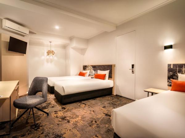 Batman's Hill on Collins : photo 1 de la chambre chambre triple standard