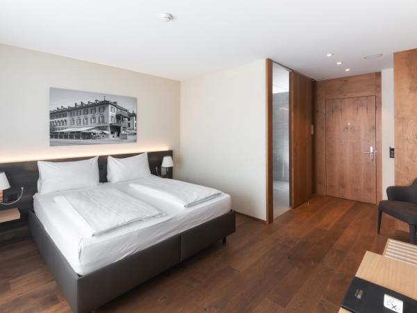 Hotel one66 (free parking garage) : photo 1 de la chambre chambre double