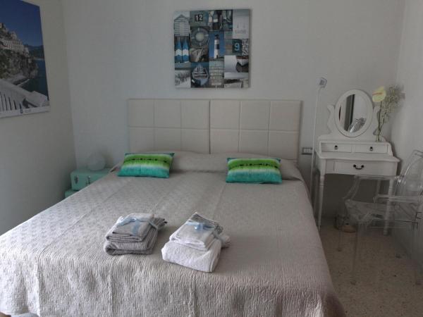 B&B Palazzo Scaramella : photo 3 de la chambre chambre double ou lits jumeaux avec salle de bains privative