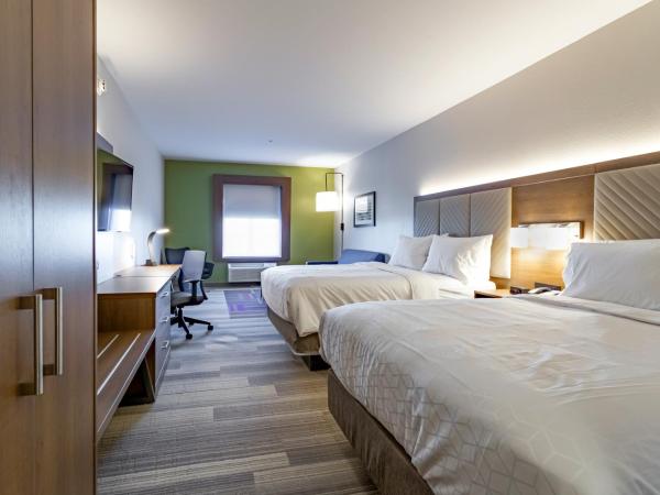 Holiday Inn Express & Suites - Columbus - Worthington, an IHG Hotel : photo 6 de la chambre suite disposant de 2 lits queen-size