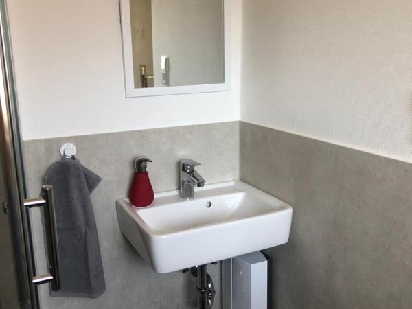 Maggies-Apartment-Hannover : photo 6 de la chambre chambre double deluxe avec douche
