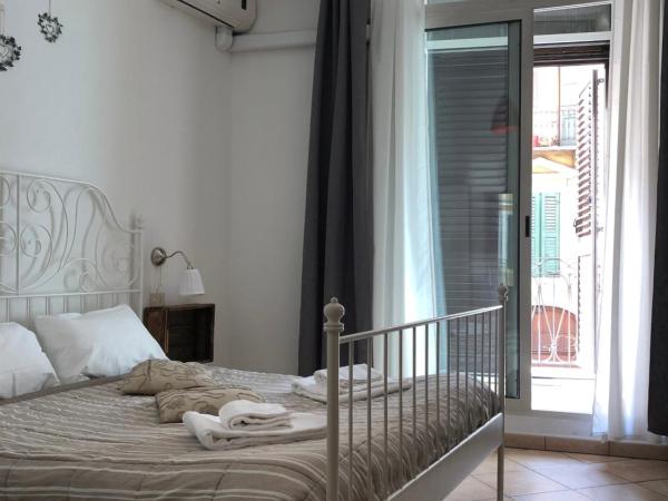 Ai Leoni : photo 7 de la chambre chambre double avec salle de bains privative