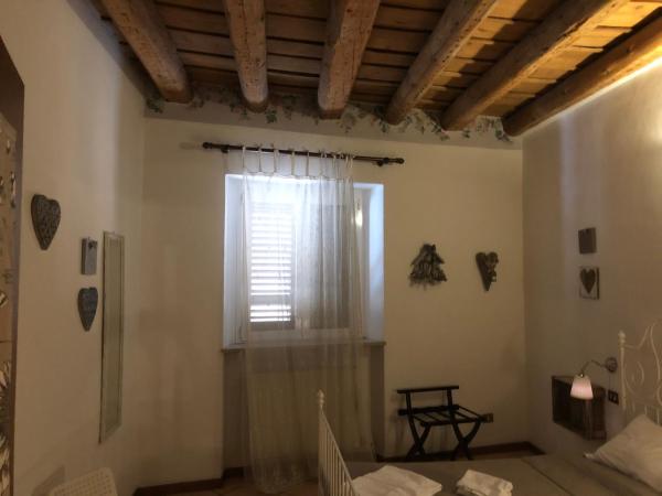 Ai Leoni : photo 8 de la chambre chambre double avec salle de bains commune