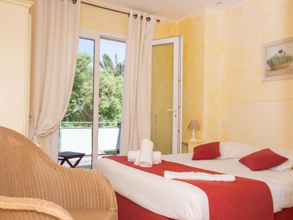 Hôtel & Spa La Villa : photo 2 de la chambre chambre double supérieure avec climatisation et terrasse – vue sur jardin