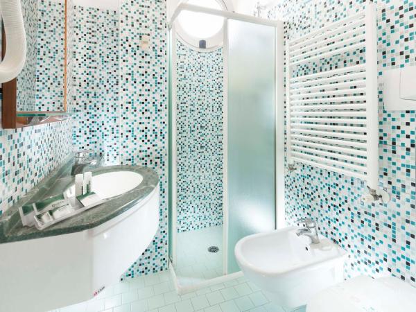 Residence Queen : photo 7 de la chambre studio avec balcon (3 adultes)