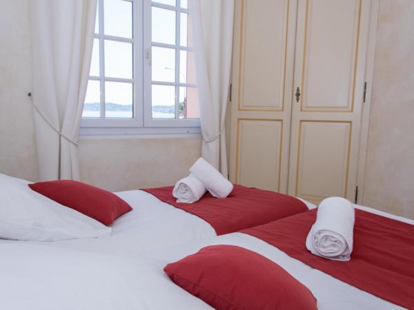 Hôtel & Spa La Villa : photo 4 de la chambre suite avec balcon (4 adultes + 2 enfants) - vue sur mer