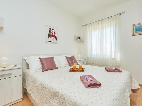 Villa Kate Dadić : photo 1 de la chambre chambre double avec salle de bains séparée