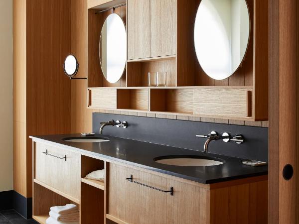 Ace Hotel Kyoto : photo 9 de la chambre chambre lit king-size historique