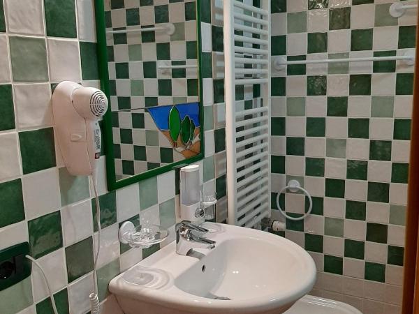 Agriturismo La Perlara - Adults Only : photo 7 de la chambre chambre double standard