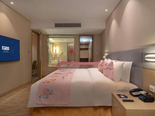 Holiday Inn Express Qingdao Innovation Park, an IHG Hotel : photo 4 de la chambre suite 2 chambres avec 3 lits - non-fumeurs