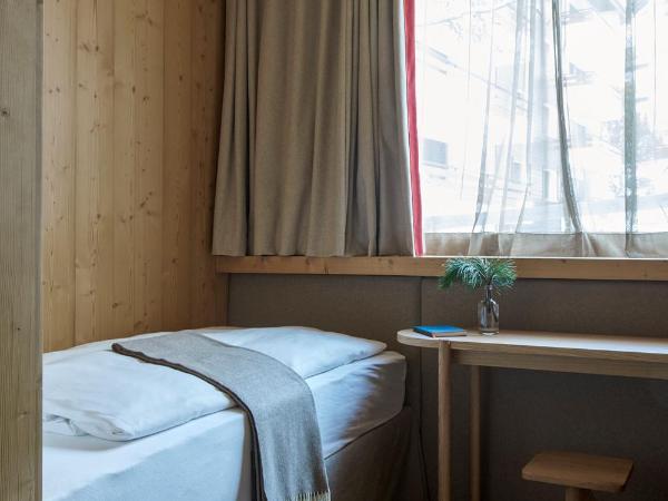 Carina - Design&Lifestyle hotel : photo 2 de la chambre chambre lits jumeaux pour personnes à mobilité réduite