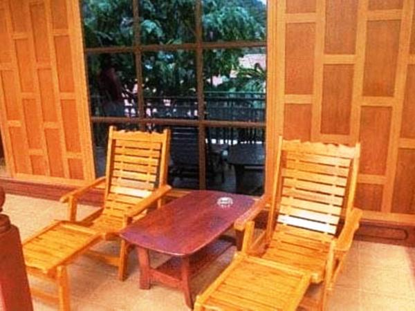 JJ Bungalow : photo 6 de la chambre chambre triple - vue sur la piscine