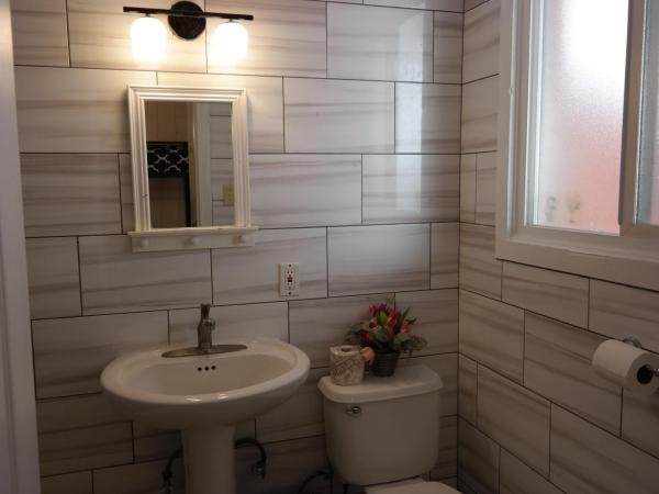 The Beach Waikiki Boutique Hostel : photo 1 de la chambre lit dans dortoir pour femmes de 4 lits