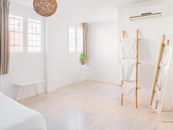 Dulces Dreams Boutique Hotel : photo 2 de la chambre chambre quadruple avec salle de bains