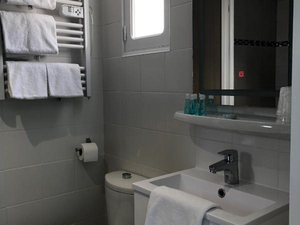 Hôtel La Côte Océane : photo 5 de la chambre chambre quadruple supérieure communicante