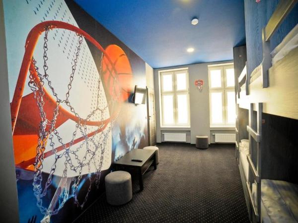 Olympic - Old Town : photo 4 de la chambre lit dans dortoir mixte de 4 lits